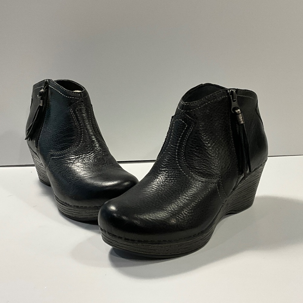 Dansko Veronica distressed black eu39